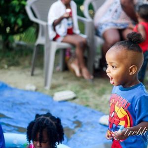 Meet your Posher, Barnie